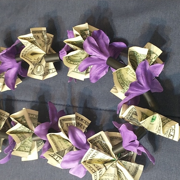 Graduation money lei - Picture 2 of 3
